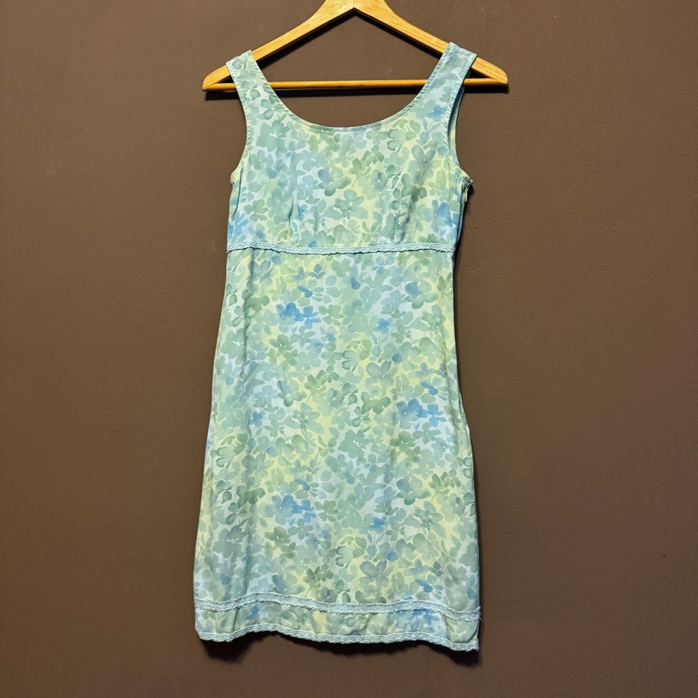 Ann Taylor LOFT Floral Rayon Shift Mini Dress Petite 2 Blue Green Crochet Trim
